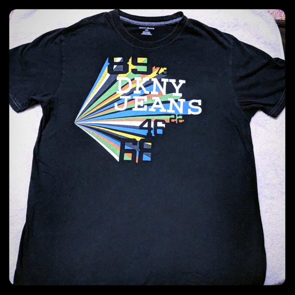 DKNY Jeans short sleeve tee size medium